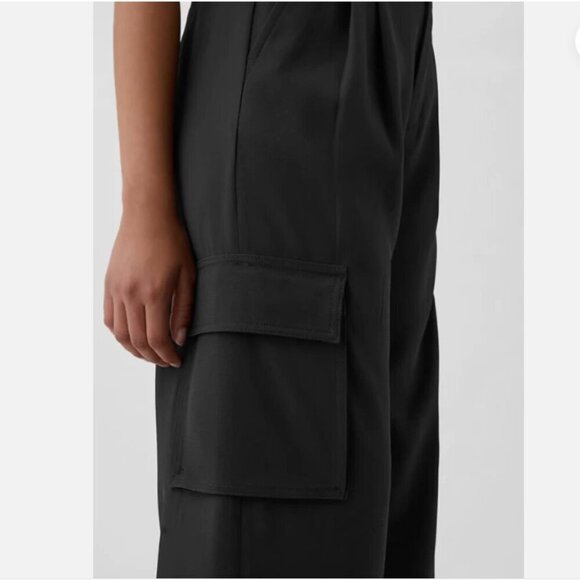 GAP 365 High-Rise Drapey Cargo Pleated Trousers Size 12 TALL Black #517723 RT$90 - Picture 8 of 15